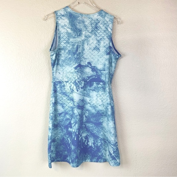 Silver Bait Scale Print V Neck Sleeveless Performance Dress UPF 50 Size M - Picture 3 of 7